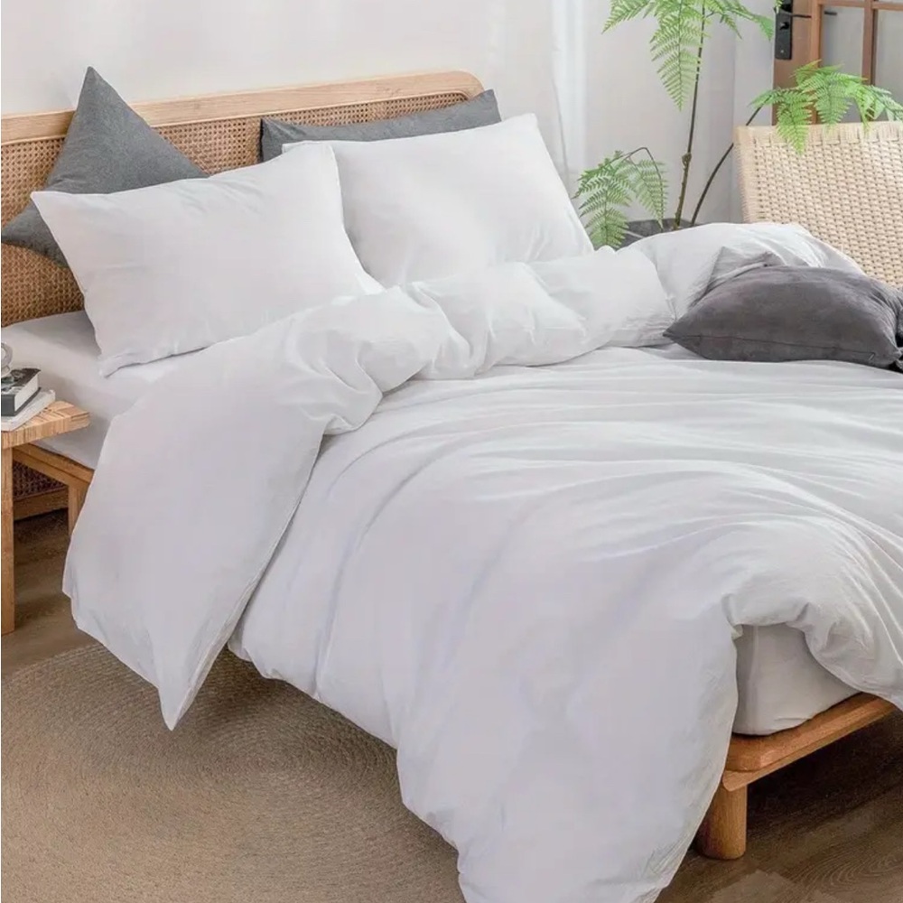 White Duvet King Size Set Linen Material Includes Cover & 2 Pilllowcases NEW
